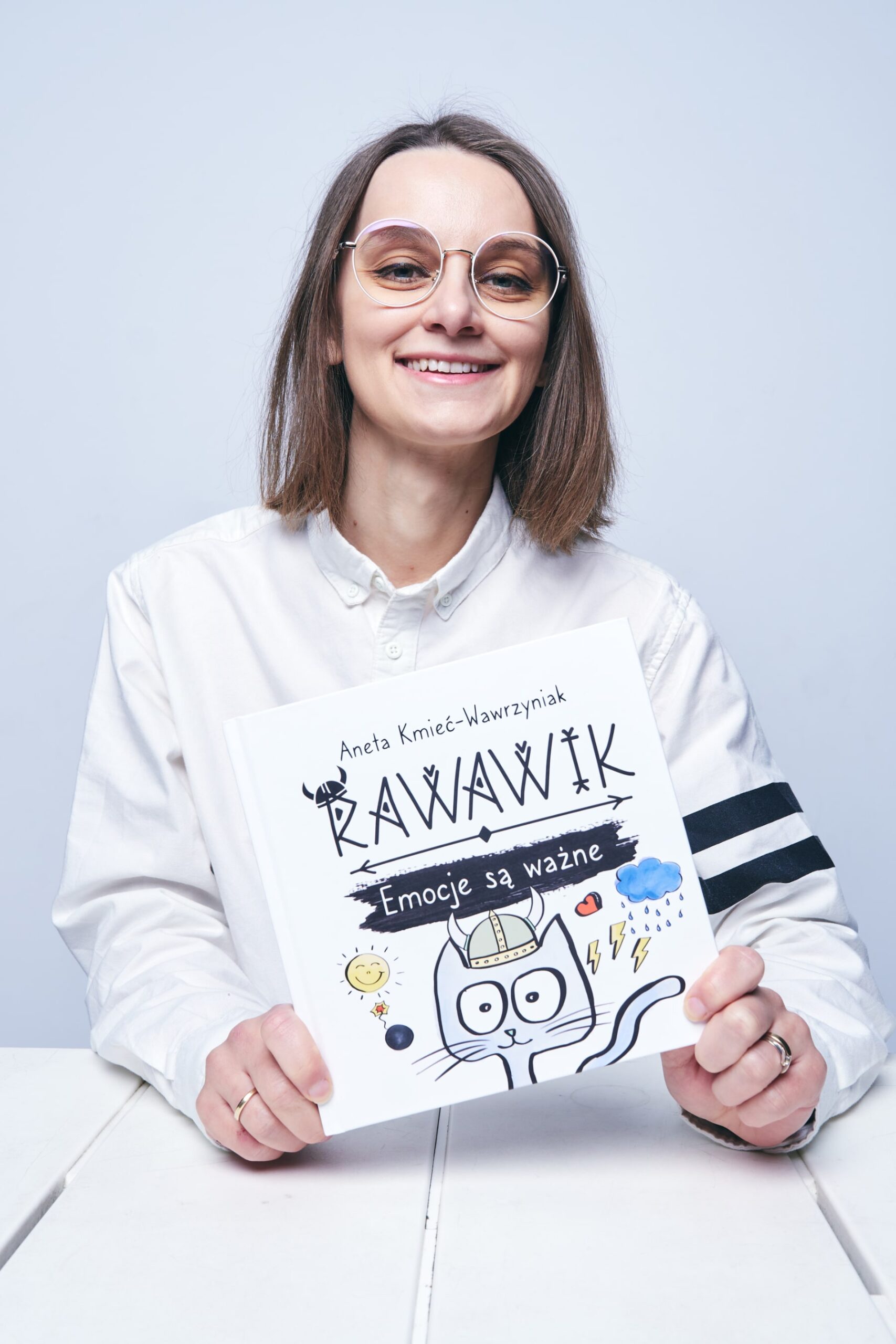 aneta kmieć-wawrzyniak autorka książek dla dzieci o kocie Rawawiku