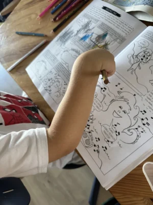 wartościowe książki dla dzieci, Rawawik komiks do kolorowania